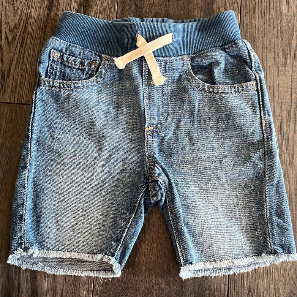Gap jean shorts 4t
